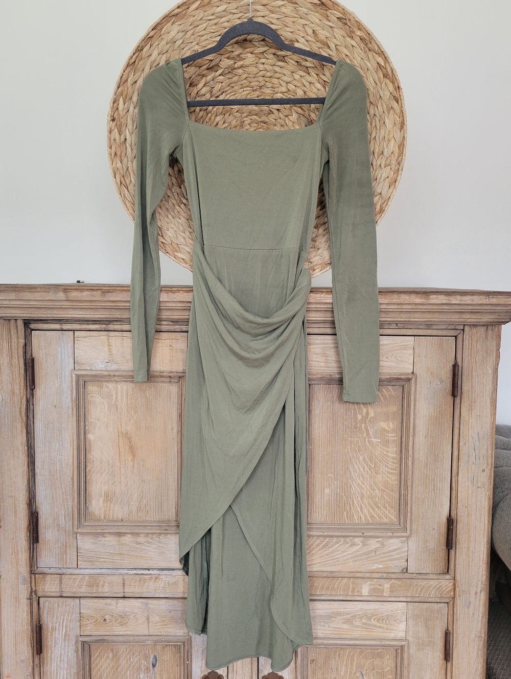 Wilfred Aritzia Olive Green Long Sleeve Wrap Dress